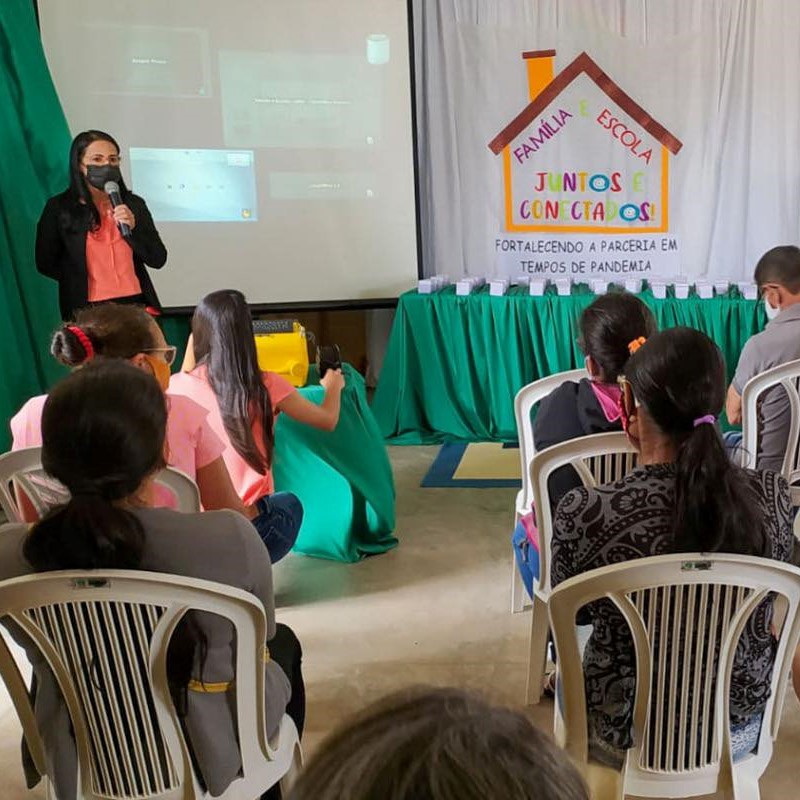 TODAS AS ESCOLAS DO MUNICÍPIO  DE LAJEDO-PE CONCLUEM O PROJETO FAMÍLIA E ESCOLA