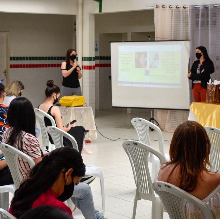 EDUCADORES DO MUNICÍPIO DE LAJEDO-PE PARTICIPAM DO PROGRAMA “VOLTA AO NOVO”