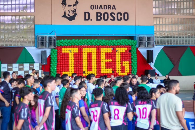 Educação e Esportes de Gravatá: JOEG 2023 tem abertura emocionante com desfile cívico de delegações