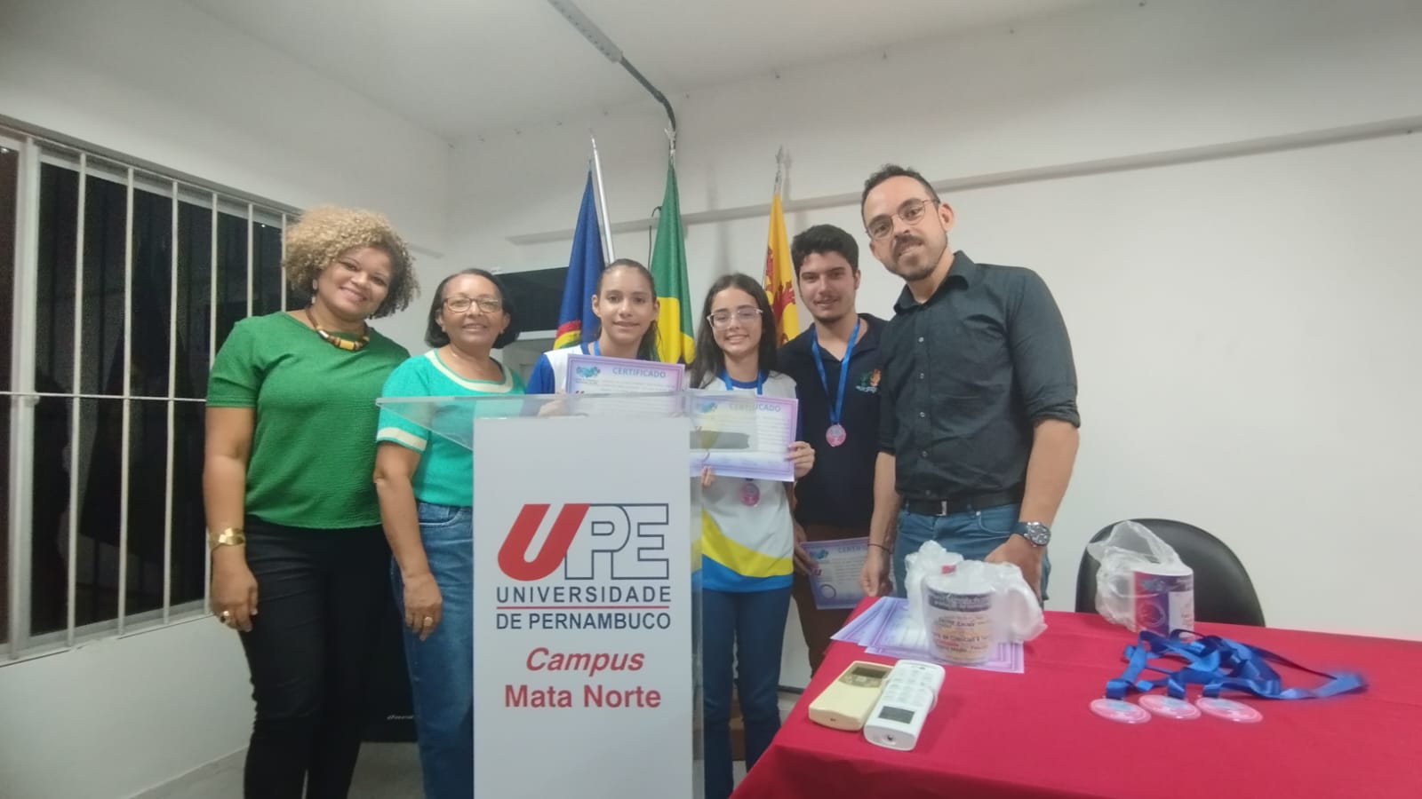 Estudantes da Rede Municipal de Camutanga-PE são destaque na a III Feira de Ciências e Tecnologia da Universidade de Pernambuco no Campus Mata Norte.